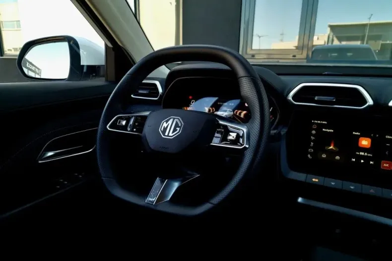 MG ZS HEV din 2025 cu 1 km - oferta MG0187124 - foto 10