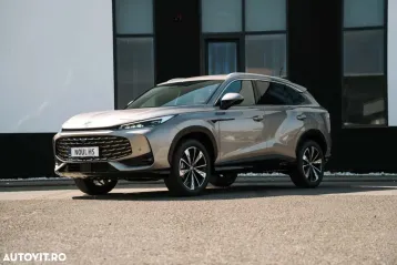 MG HS din 2025 - oferta MG0187126