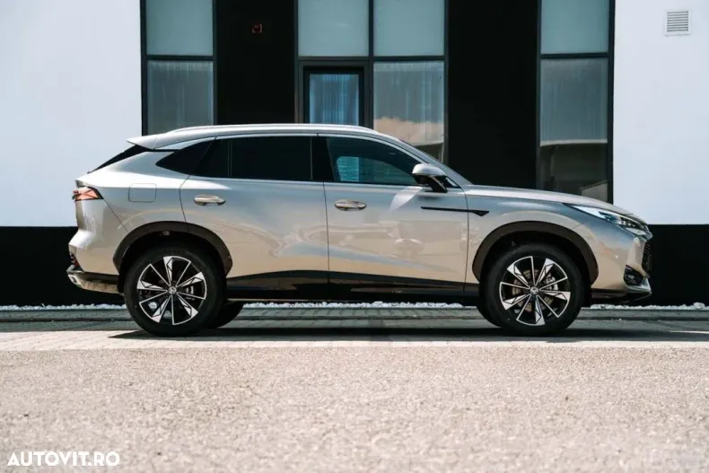 MG HS din 2025 cu 20 km - oferta MG0187126 - foto 7