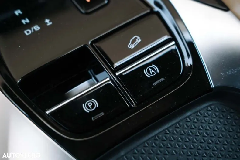 MG HS din 2025 cu 20 km - oferta MG0187126 - foto 28