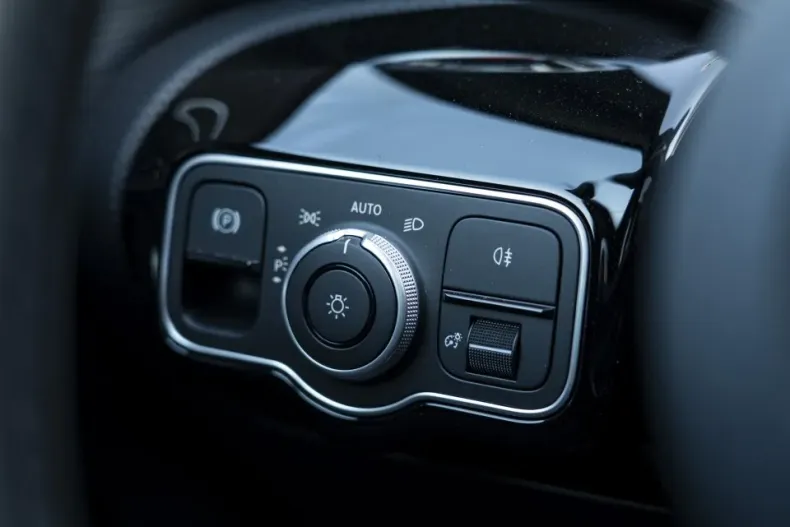 Mercedes-Benz A 250 (Clasa A) din 2024 cu 25.810 km - oferta MER187129 - foto 11