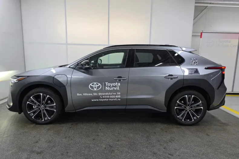 Toyota bZ4X din 2025 cu 2.000 km - oferta TOY187141 - foto 3