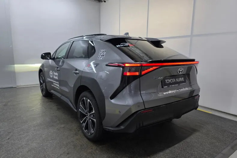 Toyota bZ4X din 2025 cu 2.000 km - oferta TOY187141 - foto 5