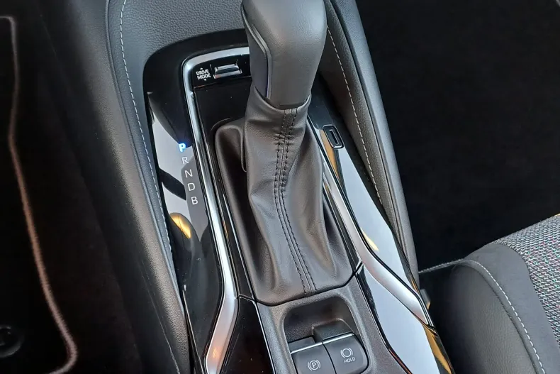 Toyota Corolla din 2025 cu 2.667 km - oferta TOY187156 - foto 20