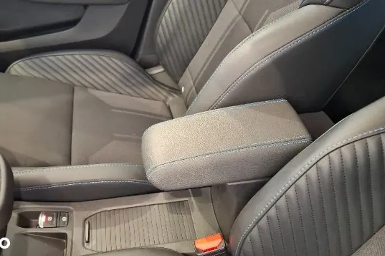 Renault Clio din 2024 cu 10.491 km - oferta REN187162 - foto 18