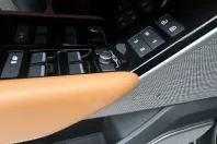 Land Rover Range Rover Velar din 2021 cu 150.827 km - oferta LAN187182 - foto 13