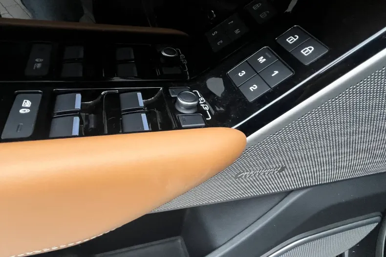 Land Rover Range Rover Velar din 2021 cu 150.827 km - oferta LAN187182 - foto 13