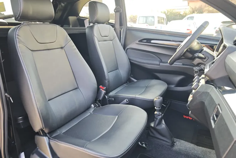 Aixam Coupé din 2024 cu 15 km - oferta AIX187184 - foto 20