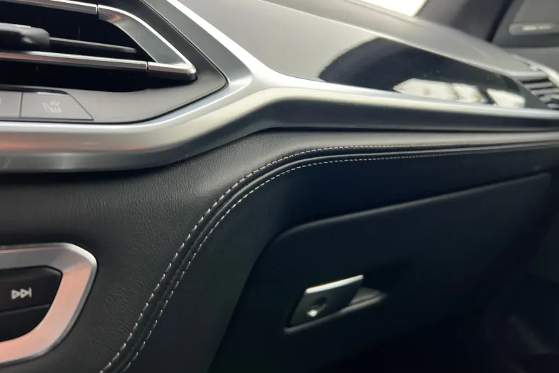 BMW X7 (Seria X) din 2021 cu 159.000 km - oferta BMW187195 - foto 31