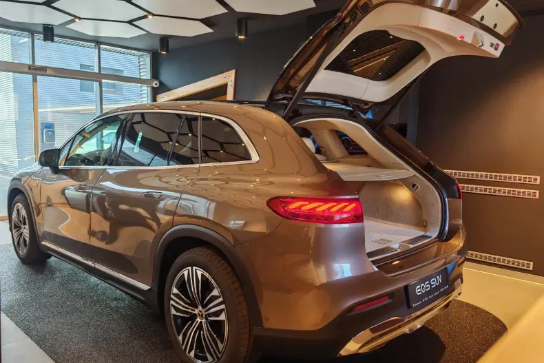 Mercedes-Benz EQS din 2024 cu 35.000 km - oferta MER187199 - foto 7