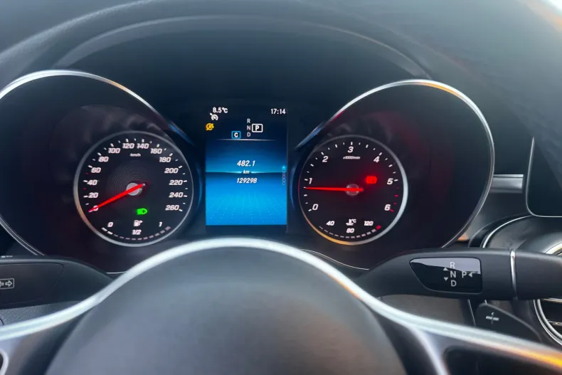 Mercedes-Benz C din 2020 cu 129.800 km - oferta MER187204 - foto 22