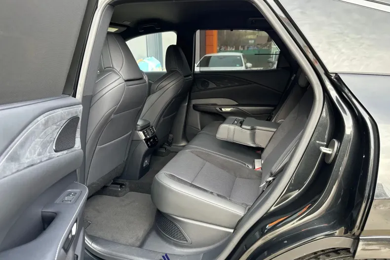 Lexus Seria RX din 2024 cu 32.777 km - oferta LEX187208 - foto 16