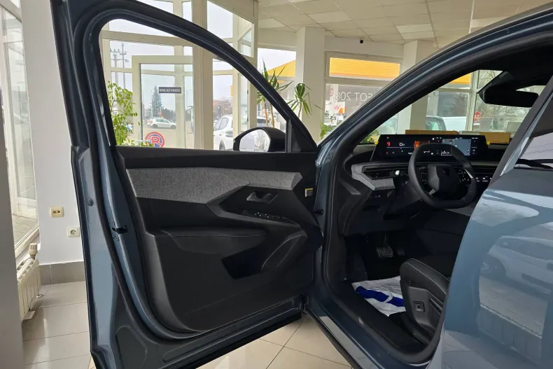 Peugeot 3008 din 2025 cu 3 km - oferta PEU187212 - foto 7
