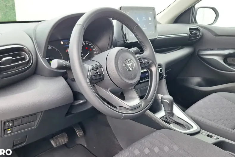 Toyota Yaris din 2025 cu 1.500 km - oferta TOY187214 - foto 5