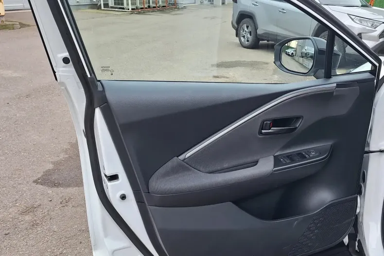 Toyota C-HR din 2025 cu 4.200 km - oferta TOY187215 - foto 5