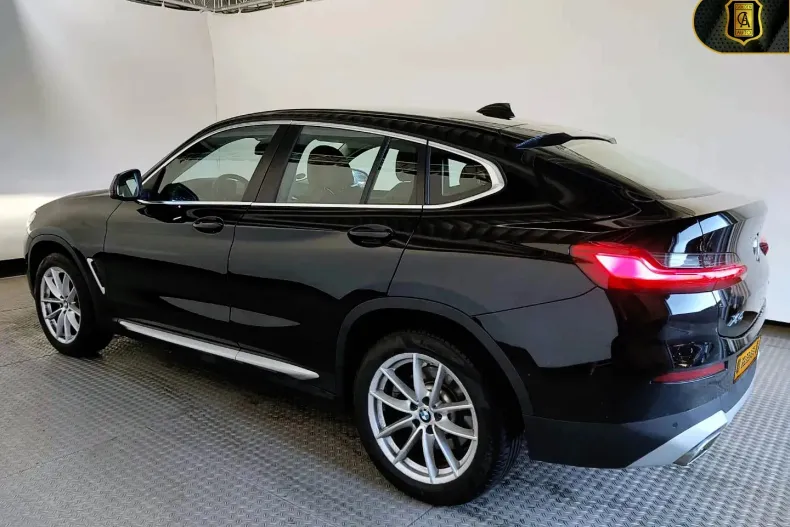BMW X4 (Seria X) din 2021 cu 129.650 km - oferta BMW187217 - foto 8