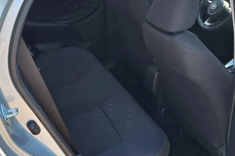 Toyota Yaris din 2024 cu 4.200 km - oferta TOY187218 - foto 17