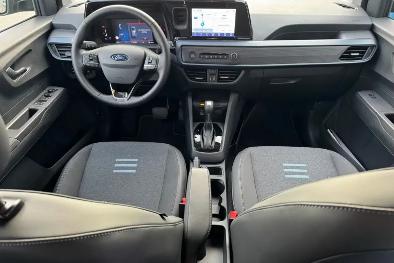 Ford Courier din 2024 cu 4.079 km - oferta FOR187224 - foto 6