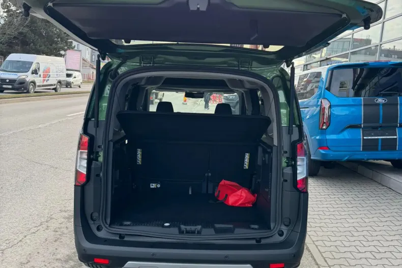 Ford Courier din 2024 cu 4.079 km - oferta FOR187224 - foto 10