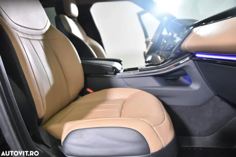 Land Rover Range Rover Sport din 2024 cu 25.896 km - oferta LAN187229 - foto 11