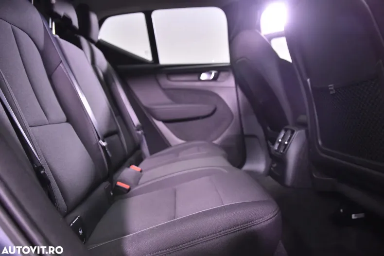 Volvo XC40 din 2022 cu 104.299 km - oferta VOL187232 - foto 12
