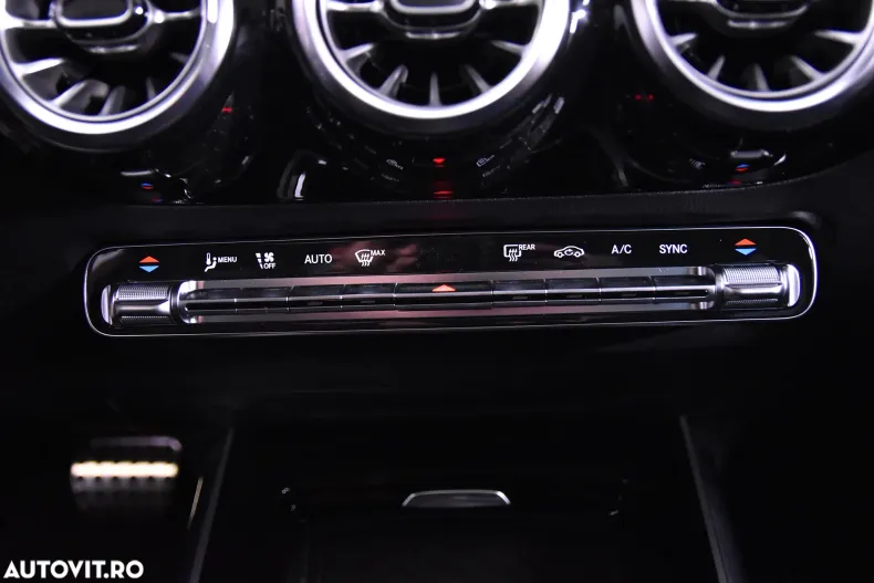 Mercedes-Benz GLA din 2025 cu 1.932 km - oferta MER187244 - foto 20