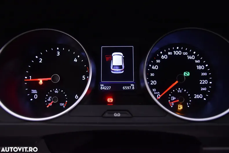 Volkswagen Tiguan din 2023 cu 84.227 km - oferta VOL187252 - foto 10