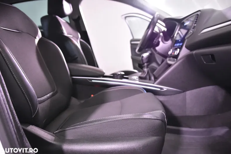 Renault Megane din 2021 cu 74.589 km - oferta REN187260 - foto 11