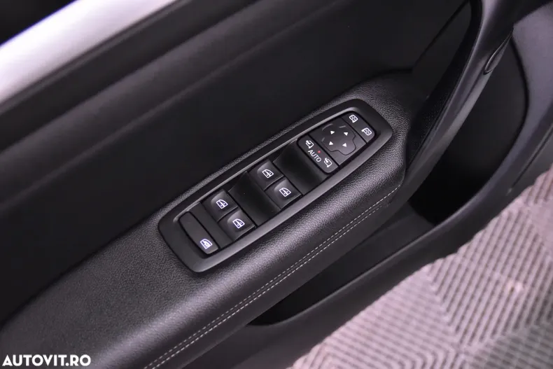 Renault Megane din 2021 cu 74.589 km - oferta REN187260 - foto 14