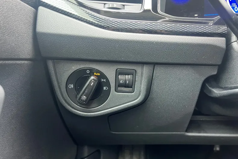 Volkswagen Taigo din 2024 cu 28.819 km - oferta VOL187263 - foto 13