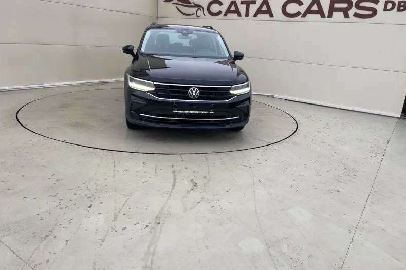 Volkswagen Tiguan din 2022 cu 164.000 km - oferta VOL187265 - foto 1
