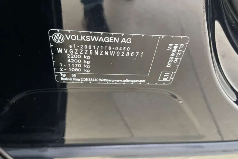 Volkswagen Tiguan din 2022 cu 164.000 km - oferta VOL187265 - foto 40