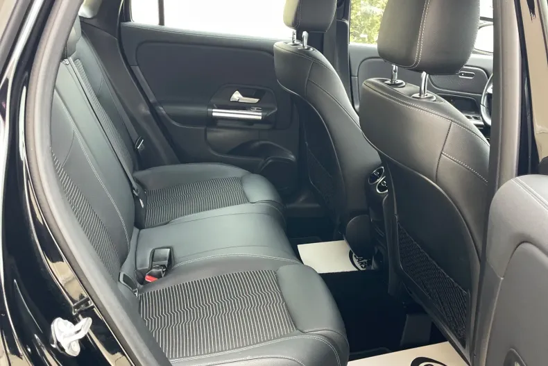 Mercedes-Benz GLA din 2022 cu 162.000 km - oferta MER187266 - foto 24