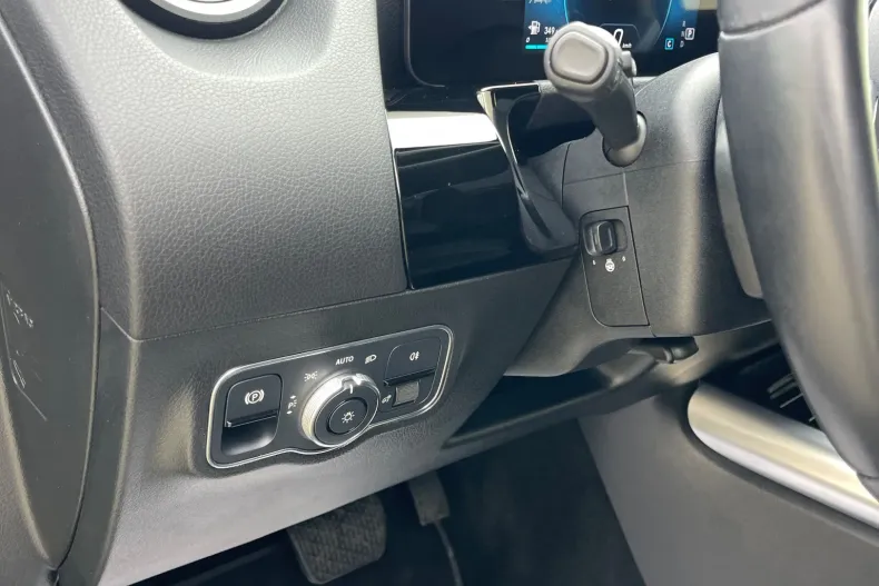 Mercedes-Benz GLA din 2022 cu 162.000 km - oferta MER187266 - foto 31