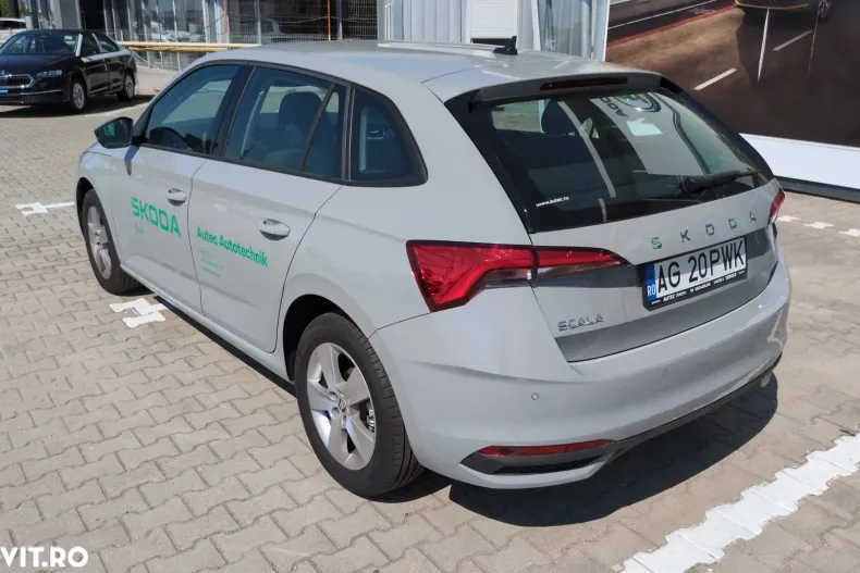 Skoda Scala din 2024 cu 3.900 km - oferta SKO187273 - foto 8