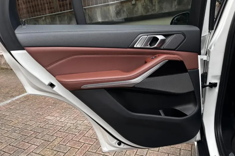 BMW X5 (Seria X) din 2022 cu 57.000 km - oferta BMW187276 - foto 25