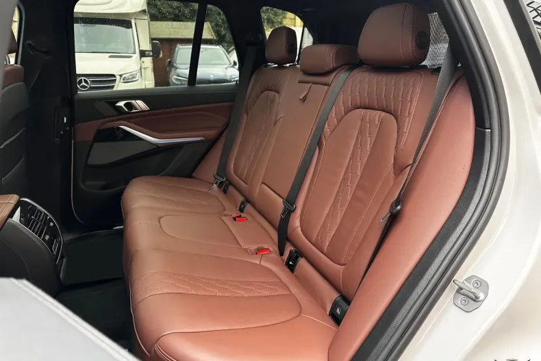 BMW X5 (Seria X) din 2022 cu 57.000 km - oferta BMW187276 - foto 28