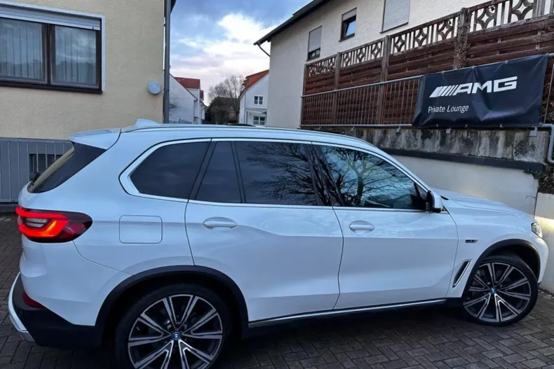 BMW X5 (Seria X) din 2022 cu 57.000 km - oferta BMW187276 - foto 32