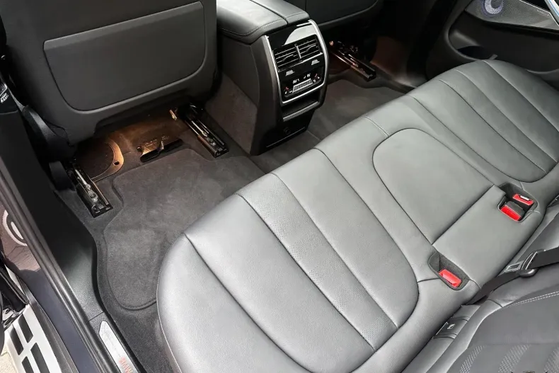 BMW X5 (Seria X) din 2021 cu 105.000 km - oferta BMW187277 - foto 34