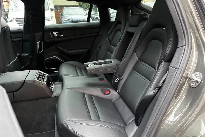 Porsche Panamera din 2023 cu 82.000 km - oferta POR187278 - foto 15