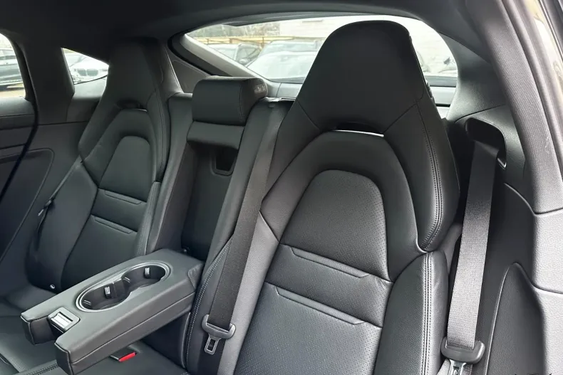 Porsche Panamera din 2023 cu 82.000 km - oferta POR187278 - foto 35