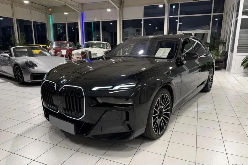 BMW Seria 7 din 2025 cu 100 km - oferta BMW187280 - foto 1