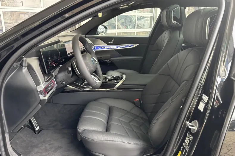 BMW Seria 7 din 2025 cu 100 km - oferta BMW187280 - foto 5