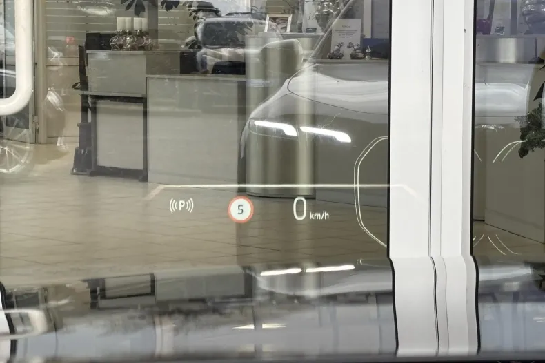 BMW Seria 7 din 2025 cu 100 km - oferta BMW187280 - foto 18