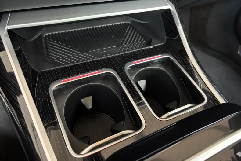 BMW Seria 7 din 2025 cu 100 km - oferta BMW187280 - foto 20