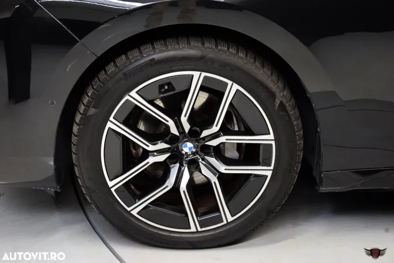 BMW Seria 7 din 2024 cu 25.200 km - oferta BMW187282 - foto 24