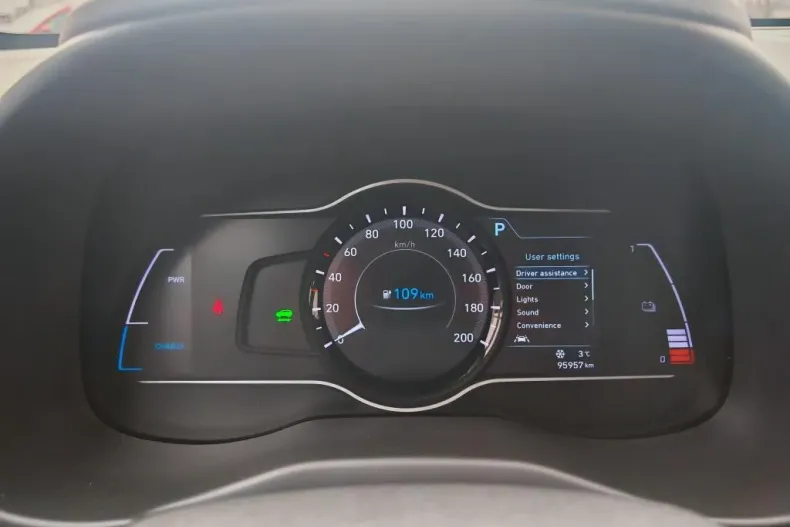 Hyundai KONA din 2021 cu 96.000 km - oferta HYU187285 - foto 27