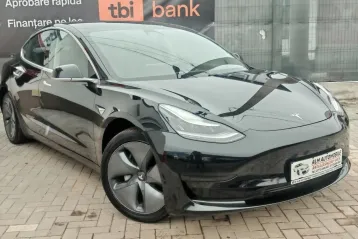 Tesla Model 3 din 2021 - oferta TES187286