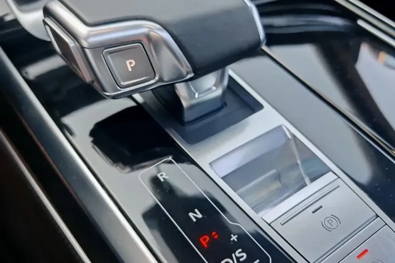 Audi Q8 din 2021 cu 62.000 km - oferta AUD187293 - foto 17