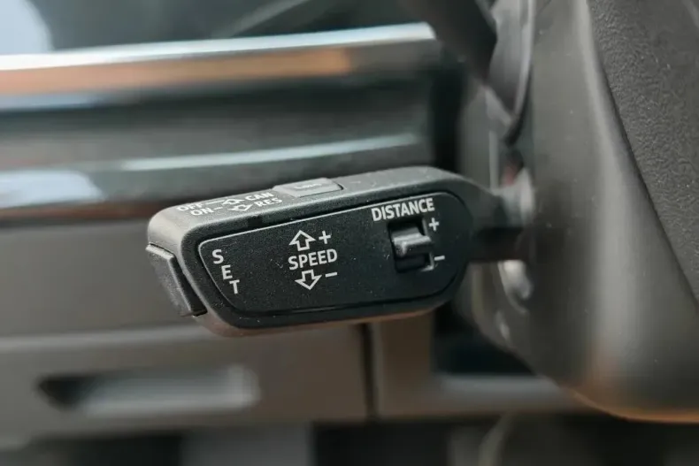 Audi Q8 din 2021 cu 62.000 km - oferta AUD187293 - foto 26